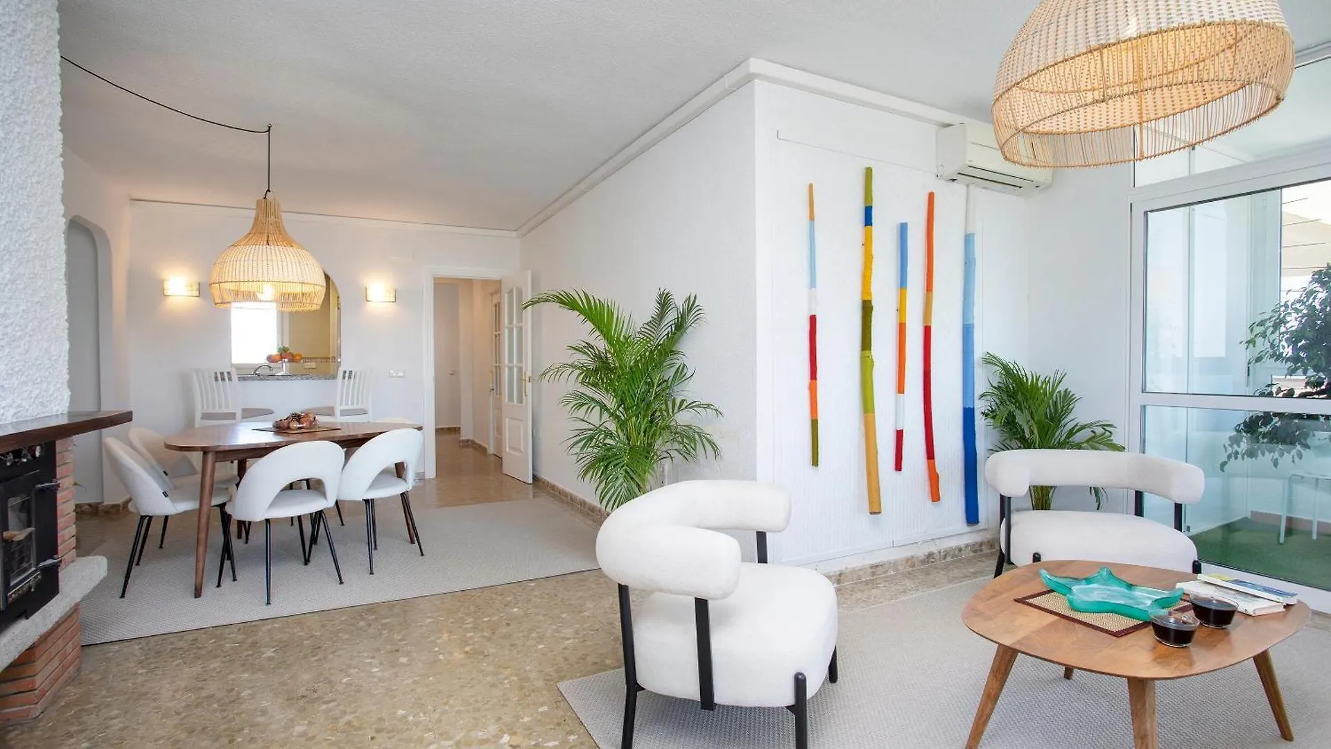Sunstay Luxe Flat III Playamar Торремолинос