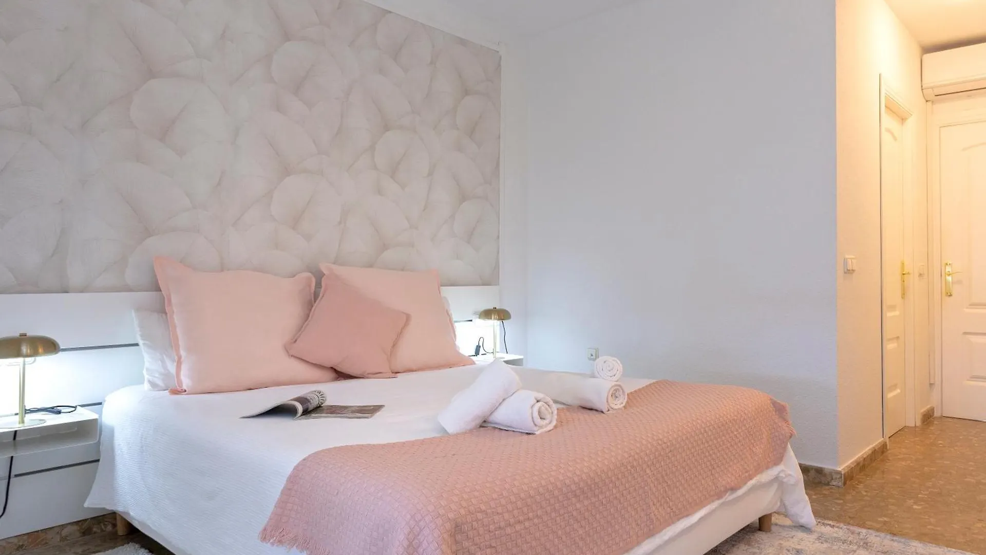Sunstay Luxe Flat III Playamar Torremolinos Apartment