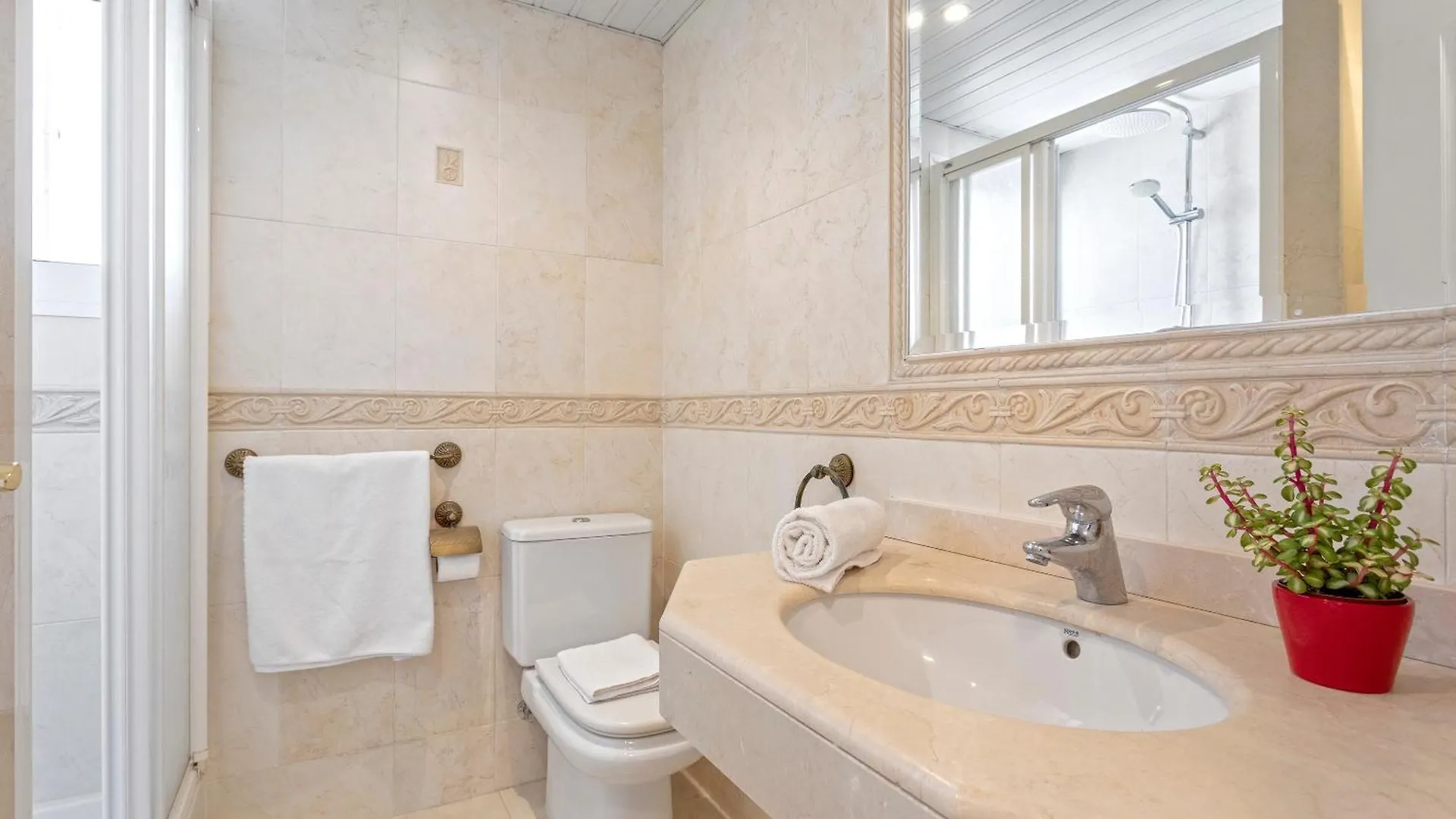 Sunstay Luxe Flat III Playamar Torremolinos 0*,  Spain